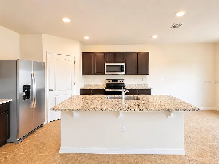 2347 Aquiline Nest St — Photo 3
