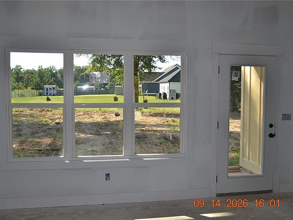 3rd image of 368 Owens Rd