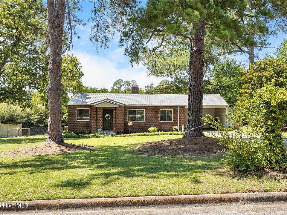 1st image of 1838 Courtney Drive