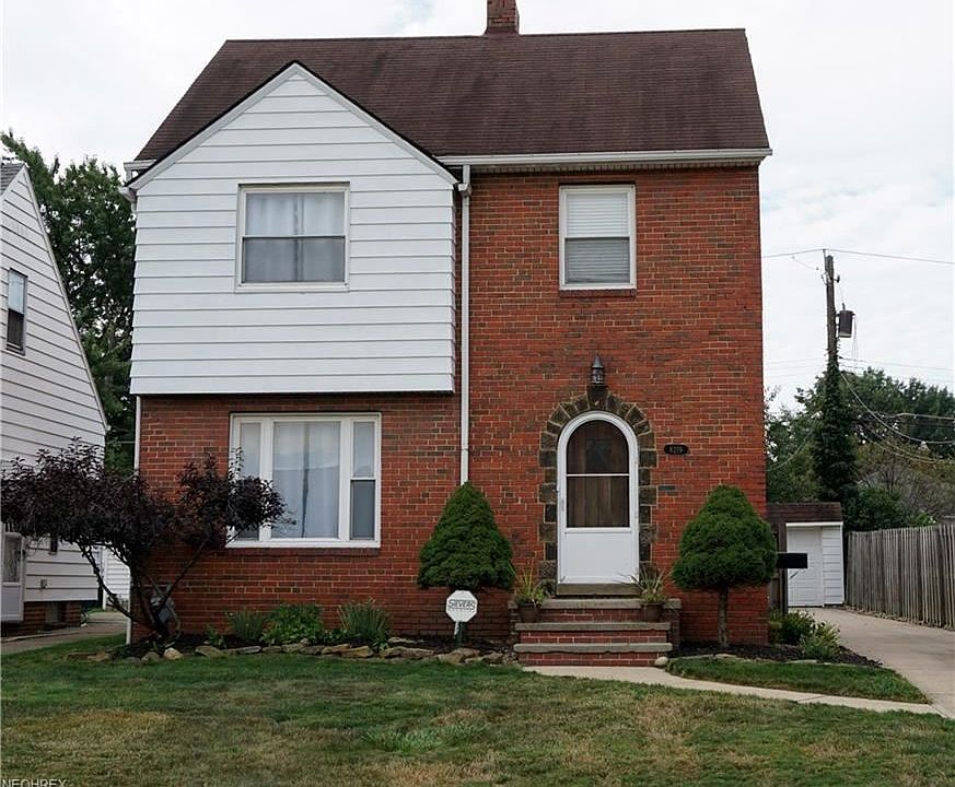 1st image of 8219 Deerfield Dr