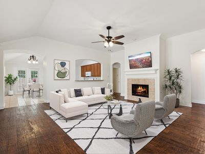 9709 Maryville Ln, Fort Worth, TX, 76108