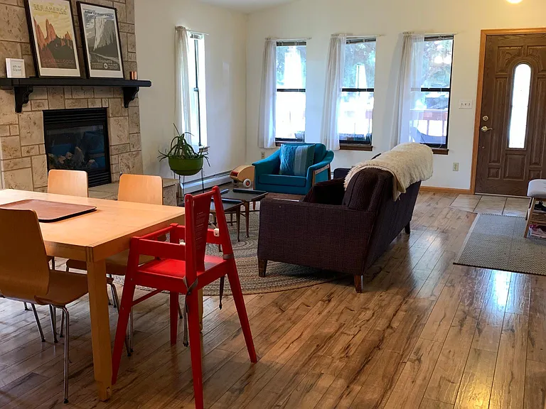 689 Mesa Ave — Photo 8