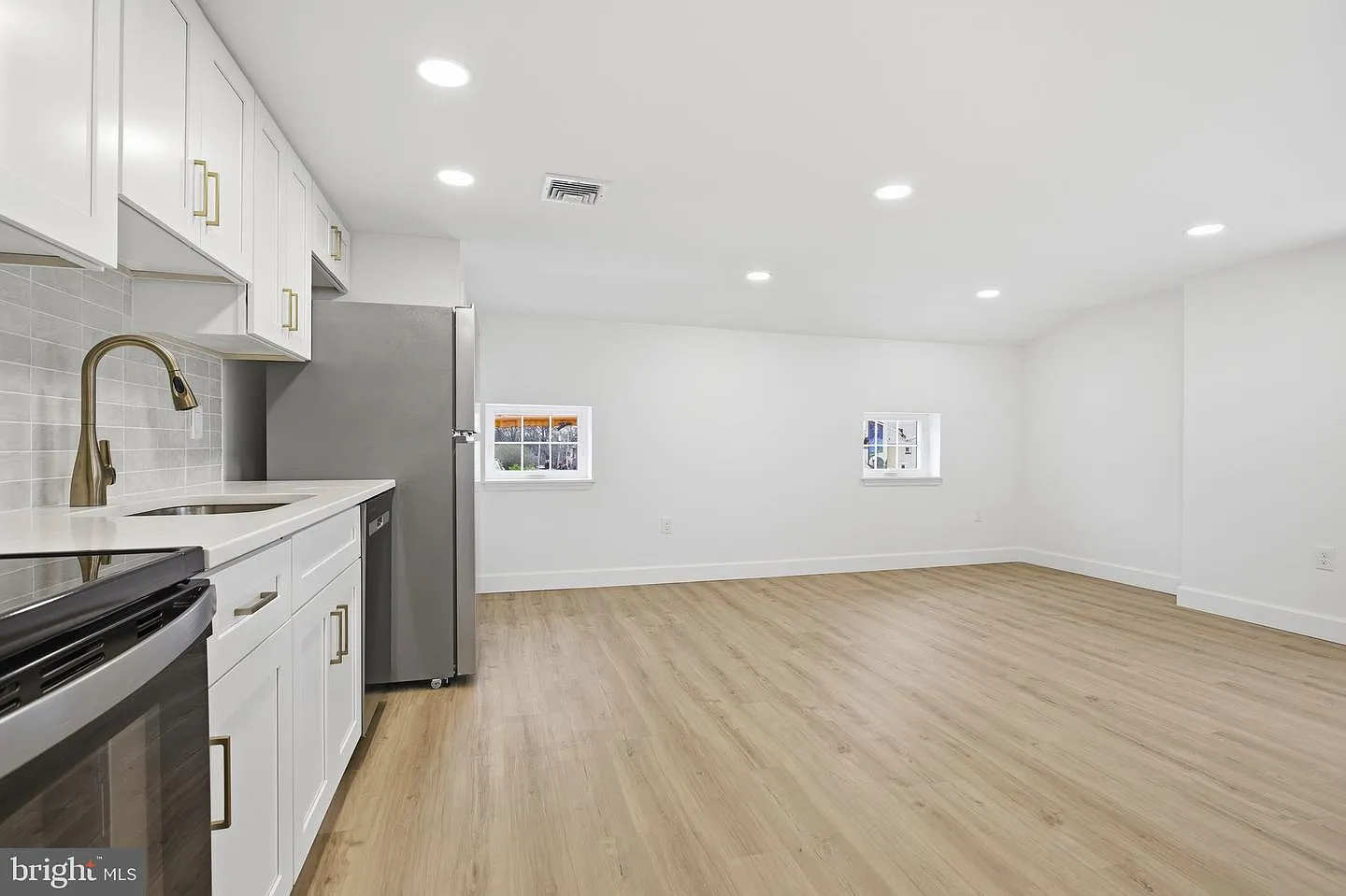 1 bed, 750 sqft, $2,150 — Photo 2