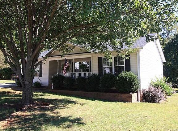5th image of 706 Bowen Dr