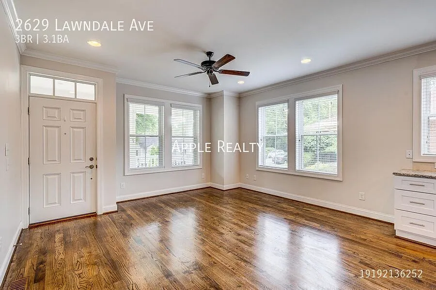 2629 Lawndale Ave - Available in September! Free 2-Week Move-In Special — Photo 2