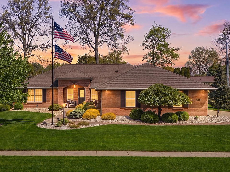 1st image of 618 Linden Ln
