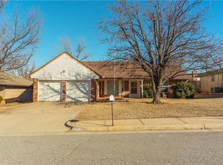 6612 Woodridge Ave, Oklahoma City, OK 73132
