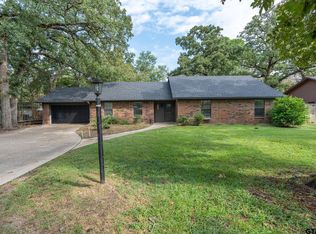 3698 Holly Ln, Flint, TX 75762