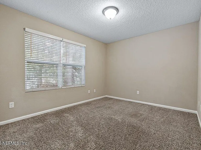 2235 Bayview Rd — Photo 25