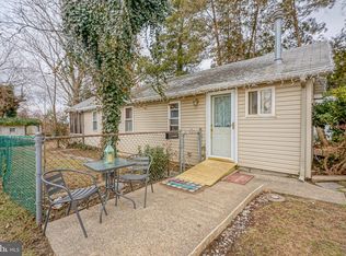 321 Delaware Ave, Delanco, NJ 08075