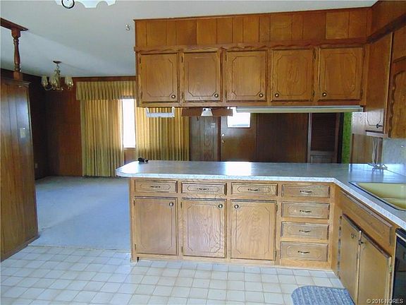 2nd image of 15858 County Road 1571
