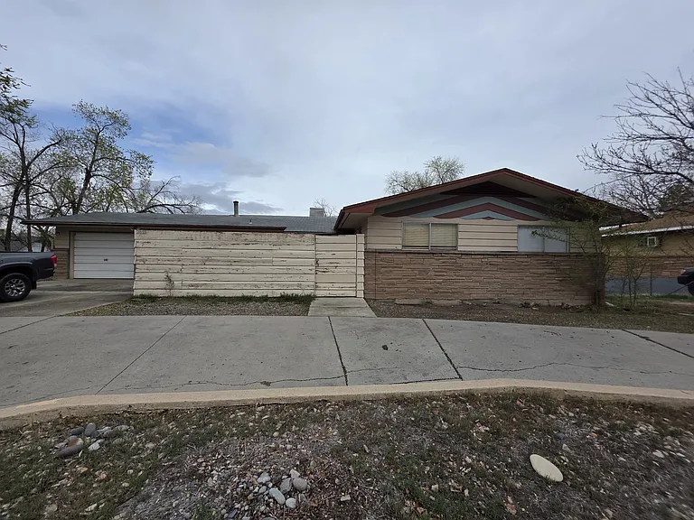 2628 Patterson Rd — Photo 4