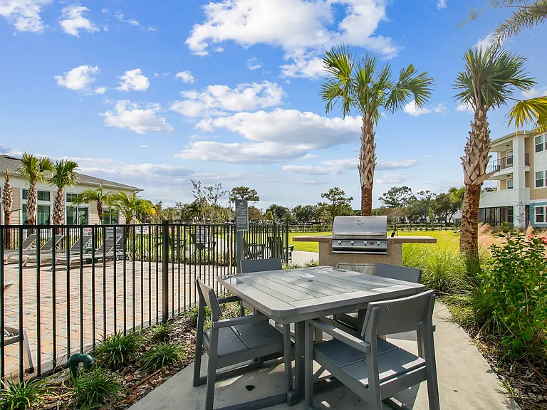 Westshore Palm Bay — Photo 22