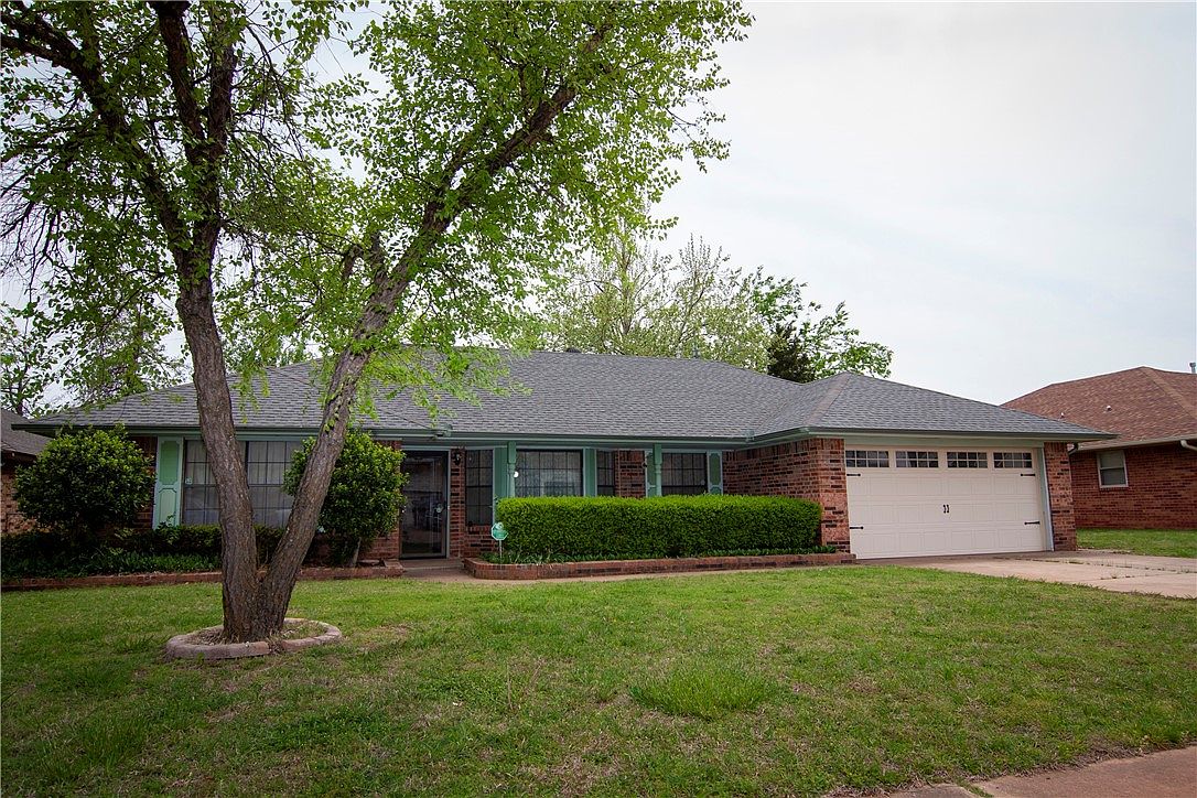 1208 NE 22nd St, Moore, OK 73160 Zillow