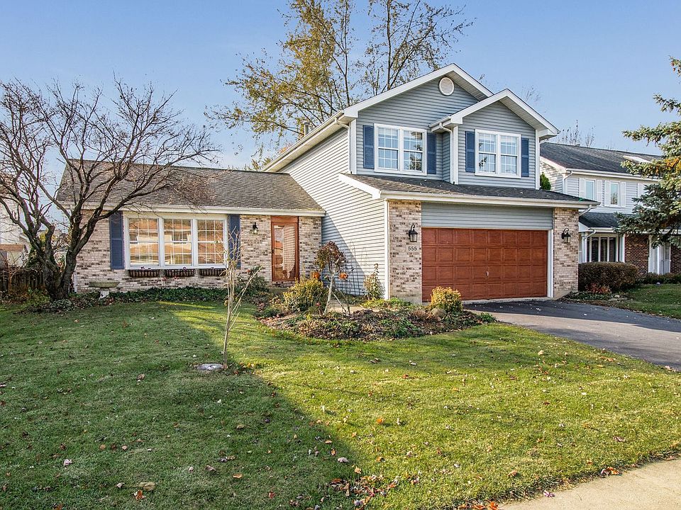 1st image of 555 Cimarron Dr W