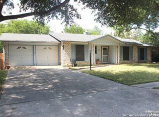 6823 Twin Lake Dr, San Antonio, TX 78244