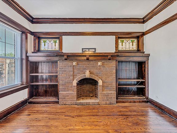 4th image of 6528 N Bosworth Ave #3
