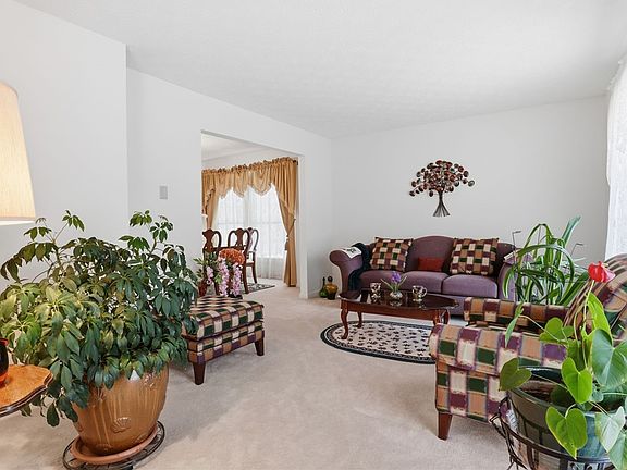 4th image of 3417 Dewberry Ln