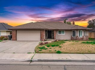 240 E Fargo Ave, Hanford, CA 93230