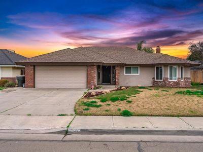 240 E Fargo Ave, Hanford, CA, 93230