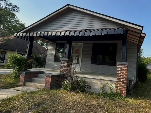 208 W 59th Street, Savannah, GA 31405