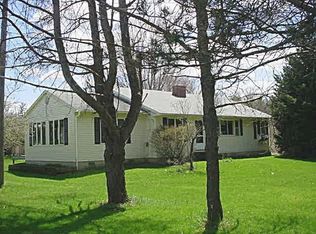 7 Crooked Hill Rd, Great Barrington, MA 01230