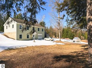 28280 Timber Valley Ct, Beaver Island, MI 49782