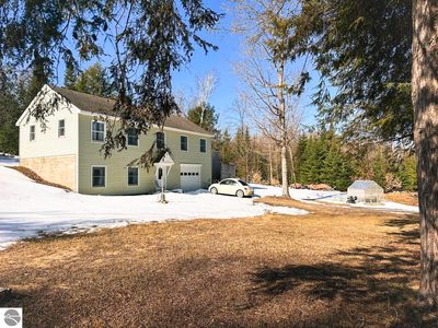 28280 Timber Valley Ct, Beaver Island, MI, 49782