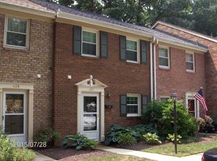 427 Greenbrier Ct #427, Fredericksburg, VA 22401