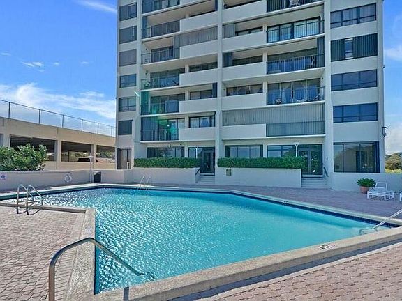 5th image of 5600 N Flagler Dr APT 1803
