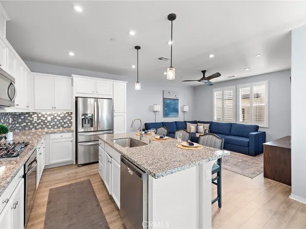 120 Natal Rd, Mission Viejo, CA 92694