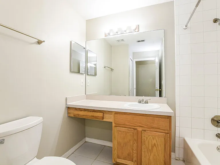 1660 Ashland Trl — Photo 15