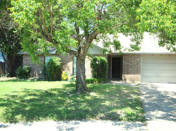 109 Australia Ct, Glenn Heights, TX 75154