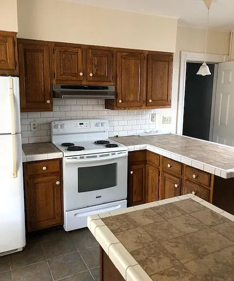 184 Forest Ave #1 — Photo 4