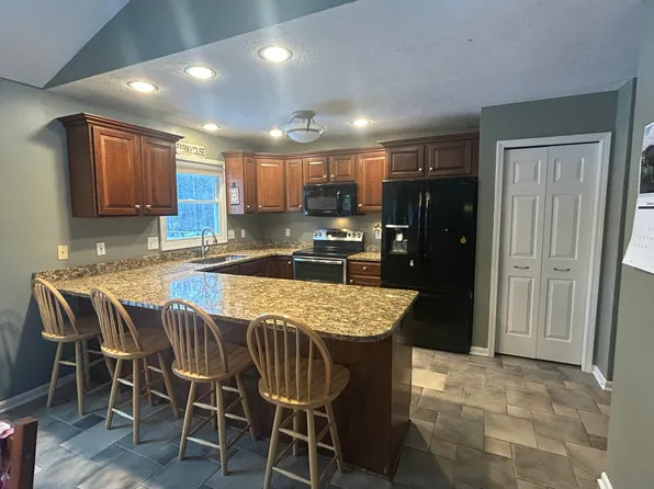 3197 Burkley Rd, Williamston, MI 48895