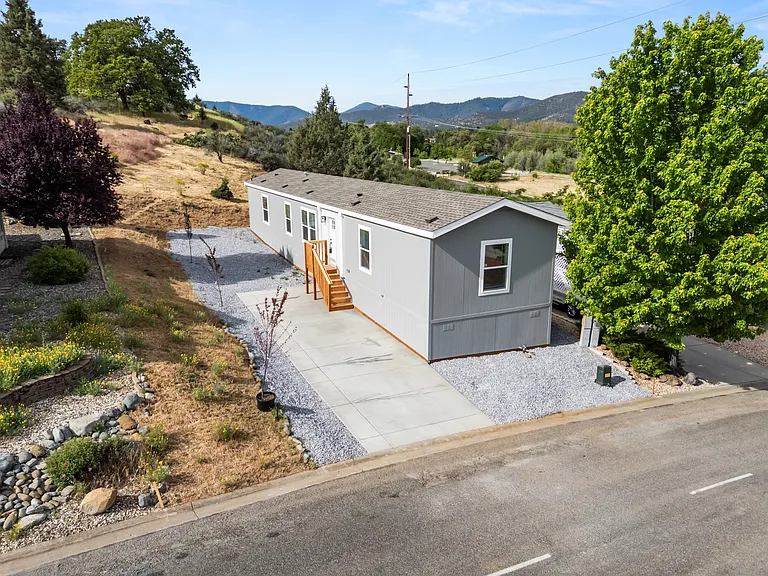 1010 Deer Creek Way #0 — Photo 27