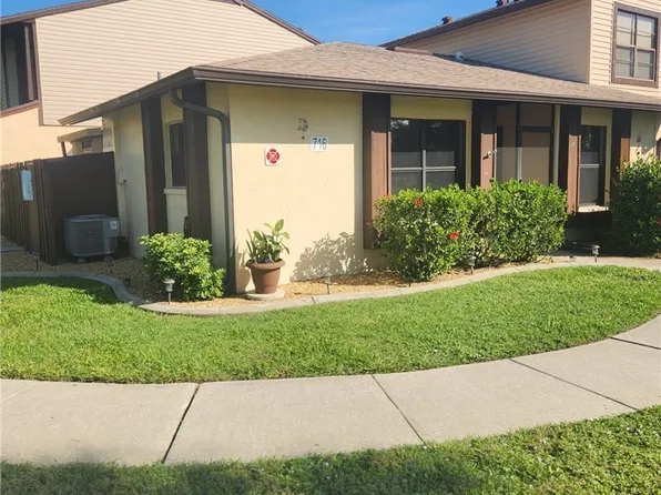 716 SE 12th Ct APT 31, Cape Coral, FL 33990