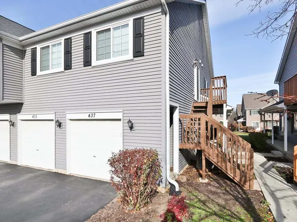 437 Village Creek Dr #437, Lake In The Hills, IL 60156
