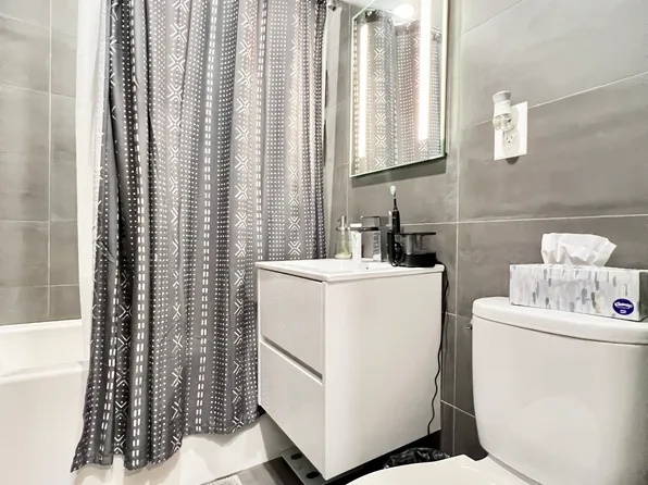 11 Crooke Avenue image 8 of 10