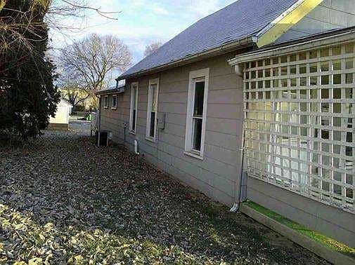 2nd image of 446 E Ohio St