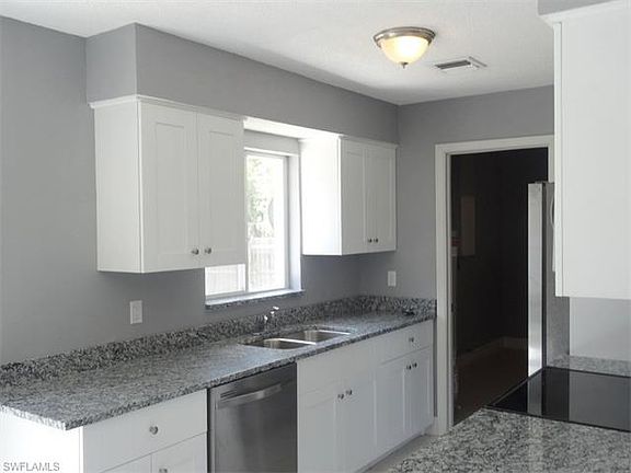 3rd image of 266 Dover Dr