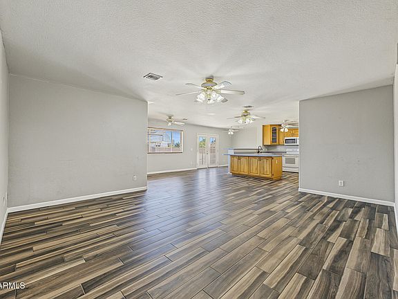 2nd image of 1849 E GROVE Circle