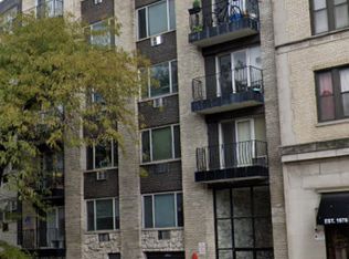 6815 N Sheridan Rd #201, Chicago, IL 60626