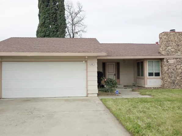 2621 Dels Ln, Turlock, CA 95382
