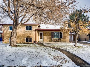 1036 Kramer Ct, Aurora, CO 80010