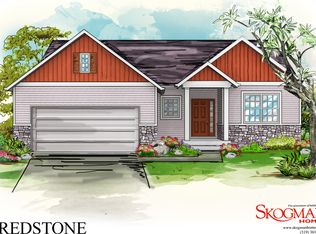 Red Stone - Easy Living Plan, Rosedale Estates, Cedar Rapids, IA 52403