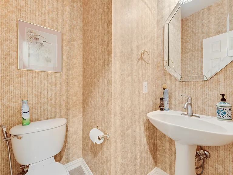 4205 Tiffany Dr — Photo 20
