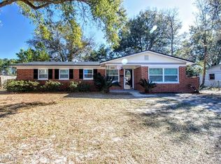 1046 Easy St, Jacksonville, FL 32218