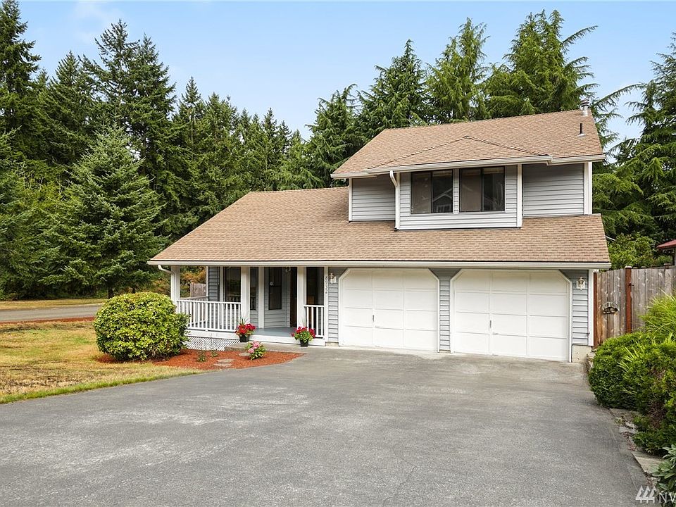 1st image of 8932 49th Ct NE