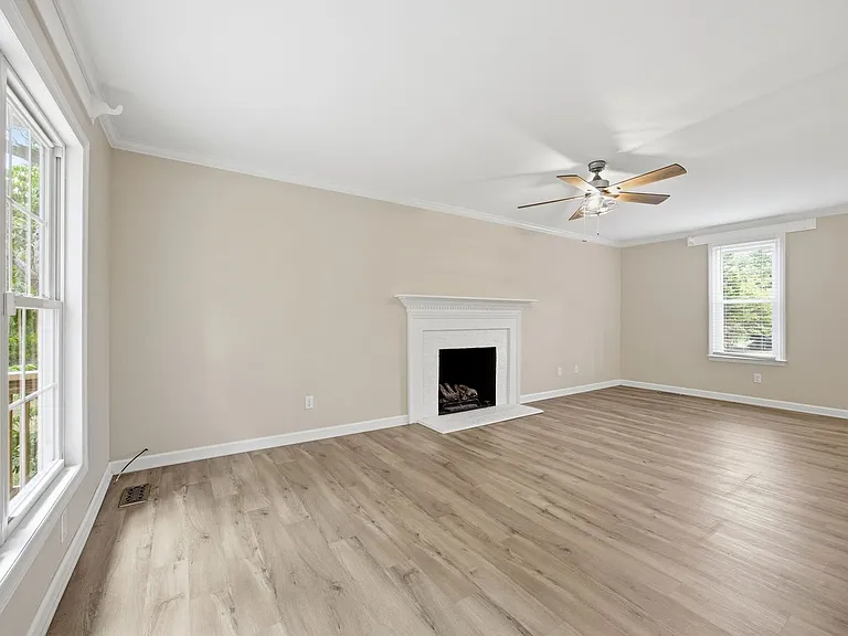 1000 Hornbuckle Ct — Photo 10